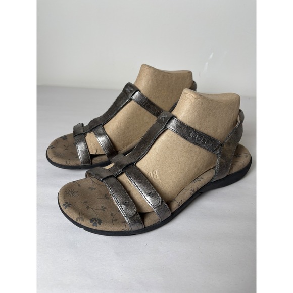 Taos Womens Trophy 2 Sandals Size 9 Pewter Strappy Comfort Adjustable Flats - Picture 2 of 11